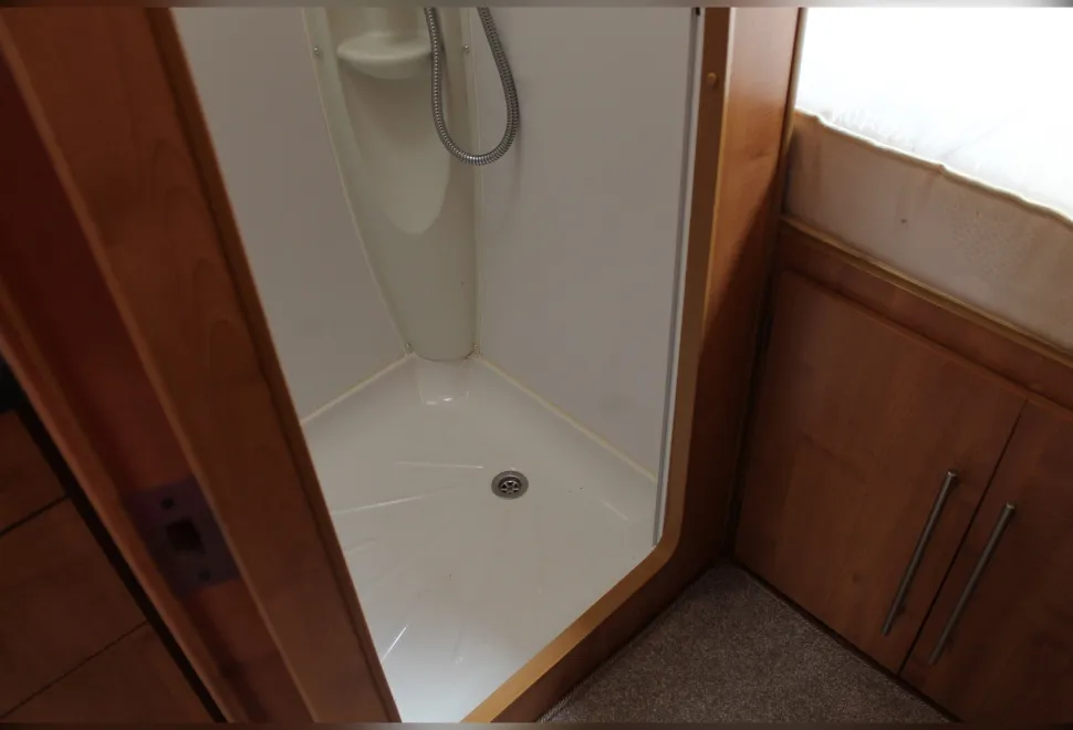 Auto-Trail  Chieftain 2011