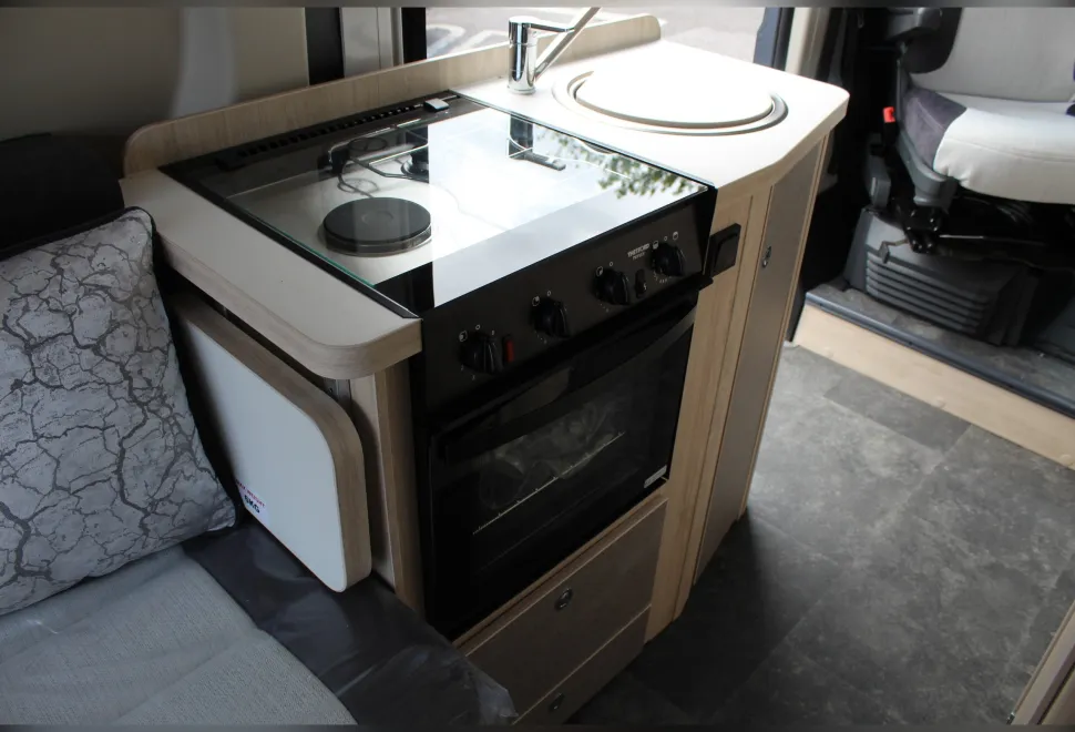 Elddis  Autoquest CV20 2025