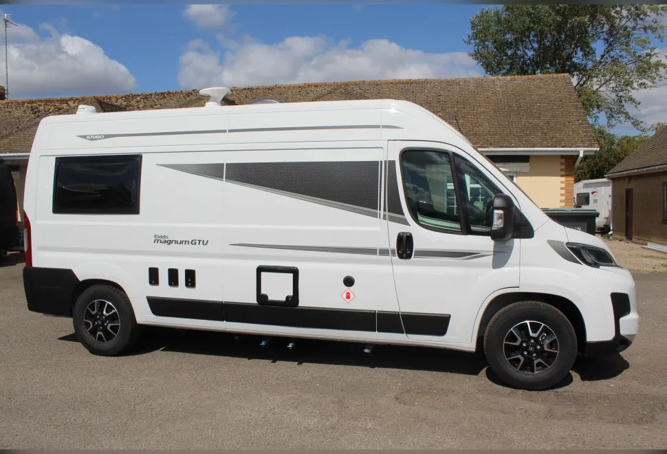 Elddis  Autoquest CV60 2025