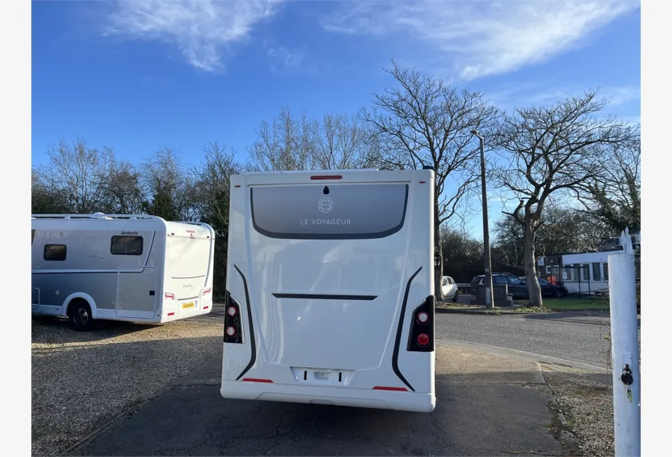 Le Voyageur  ETERNA LV 7.8 CF 
