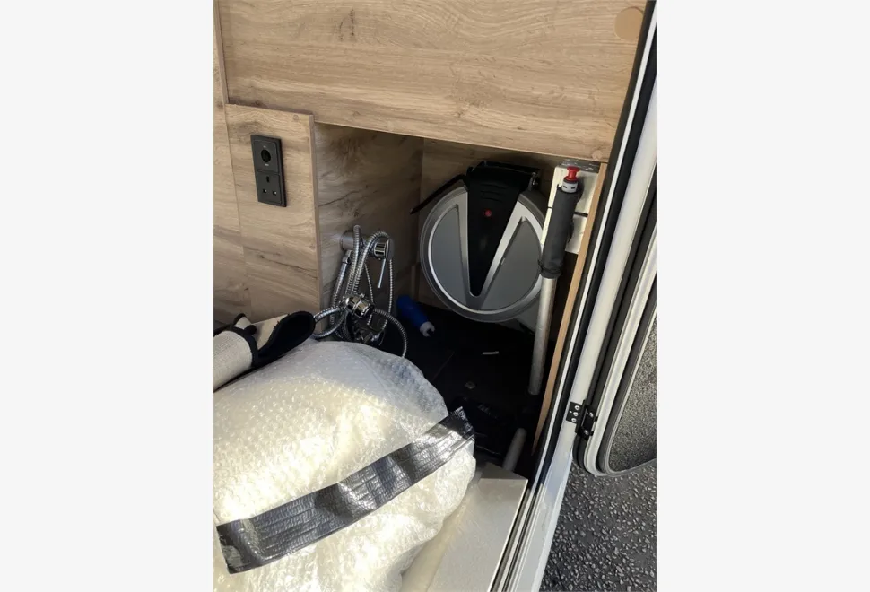 Le Voyageur  ETERNA LV 7.8 CF 