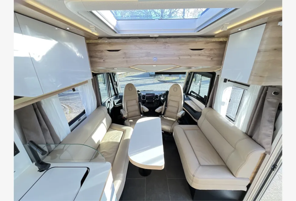 Le Voyageur  ETERNA LV 7.8 CF 