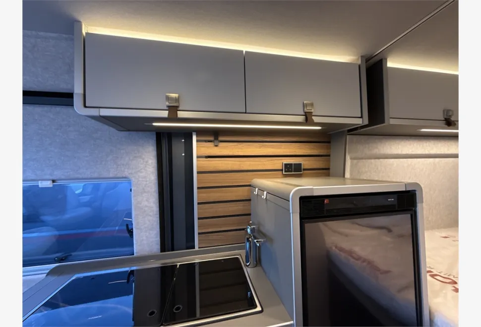 Hymer  Camper Van Yellowstone 