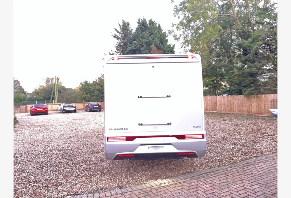 Adria  MATRIX SUPREME MB 670 DL 
