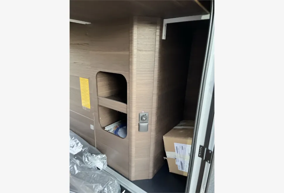 Adria  MATRIX SUPREME MB 670 DL 