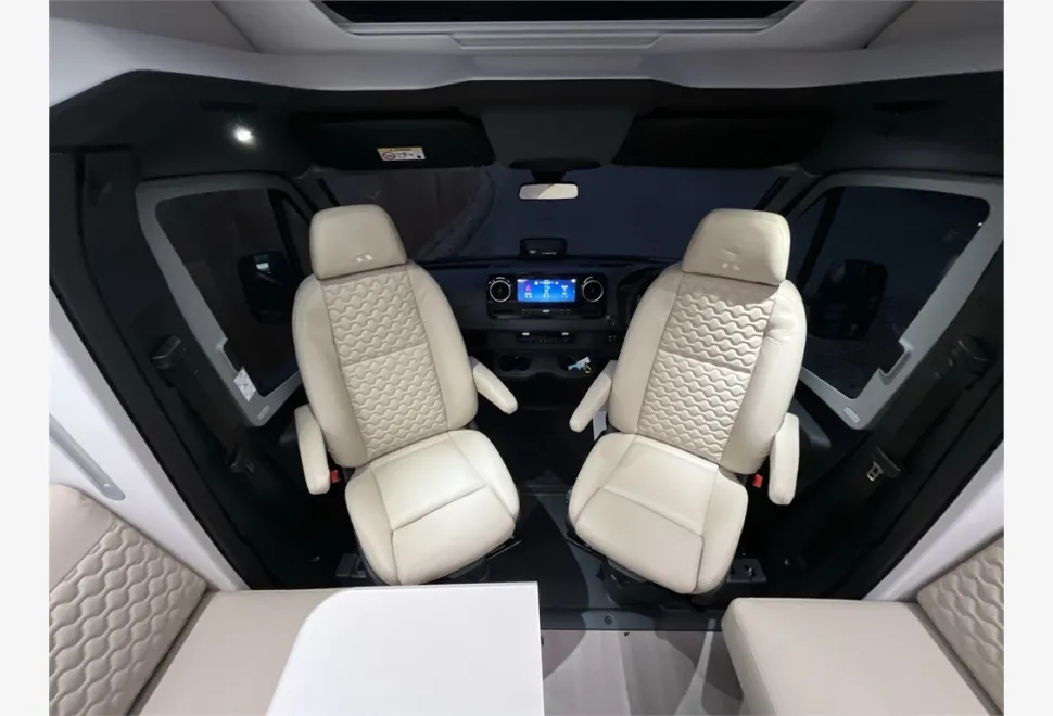 Adria  MATRIX SUPREME MB 670 DL 