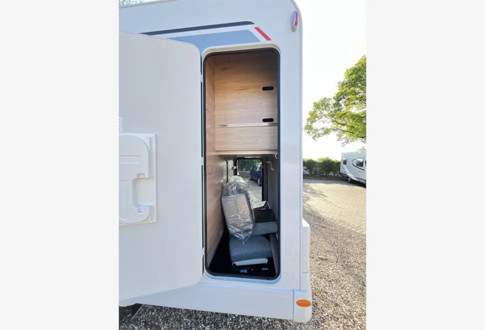 Dethleffs  Just Camp T6762 