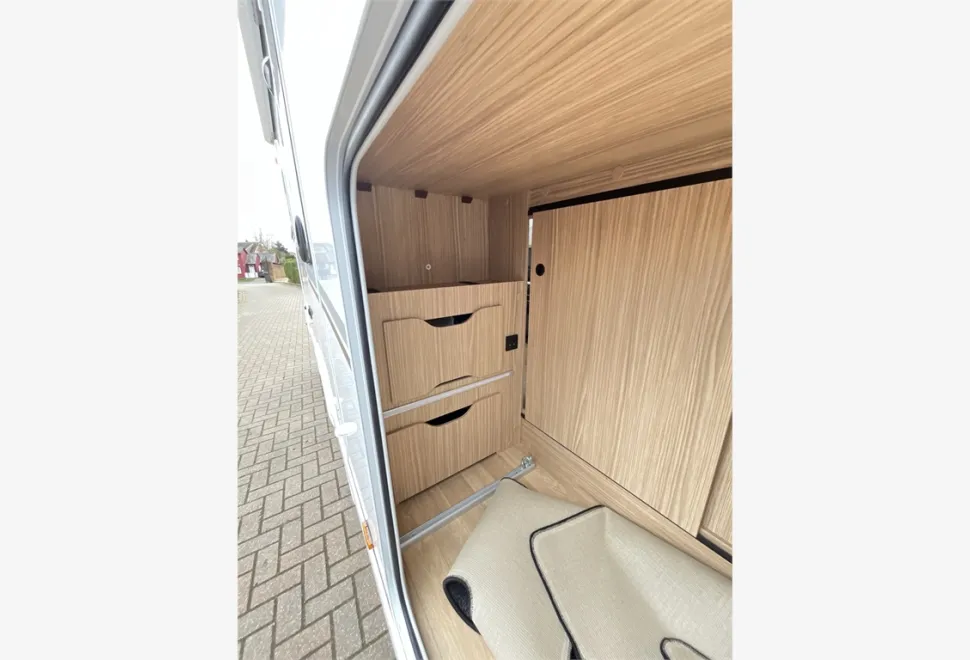 Pilote  Expression P720U 