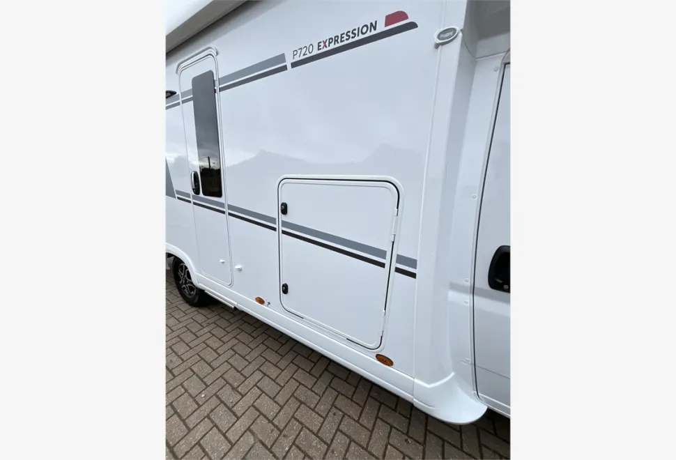 Pilote  Expression P720U 