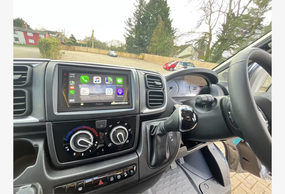 Pilote  Van V633M 