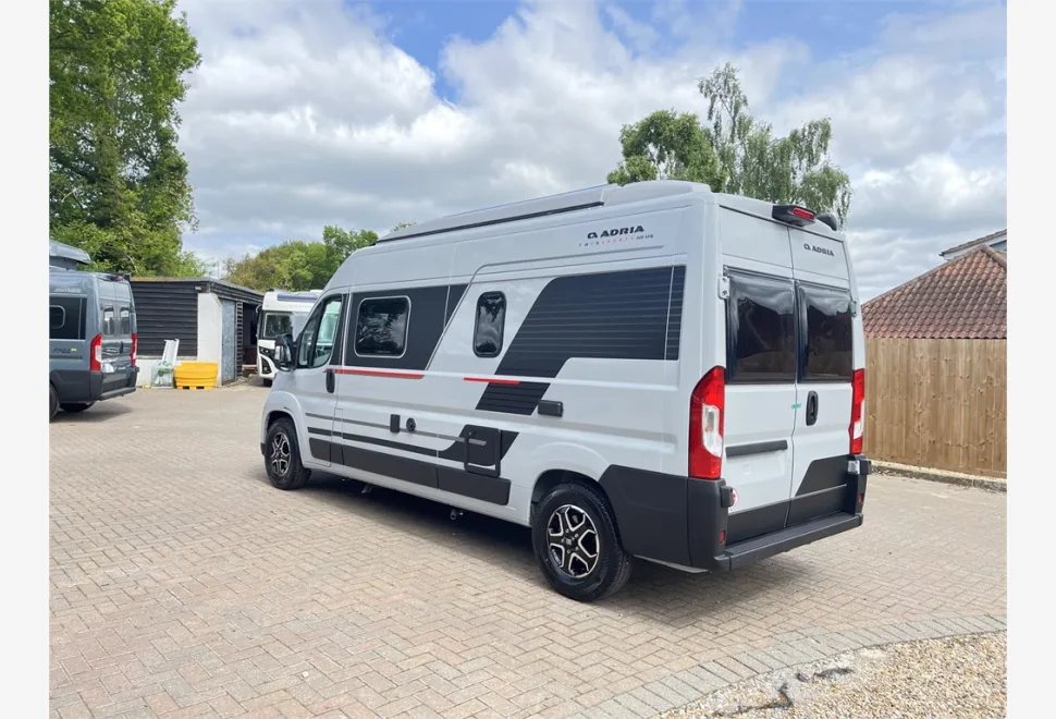 Adria  TWIN SPORTS 600 SPB 