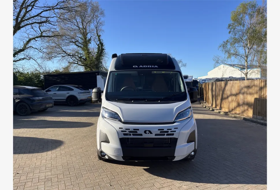 Adria  TWIN SUPREME 640 SLB 