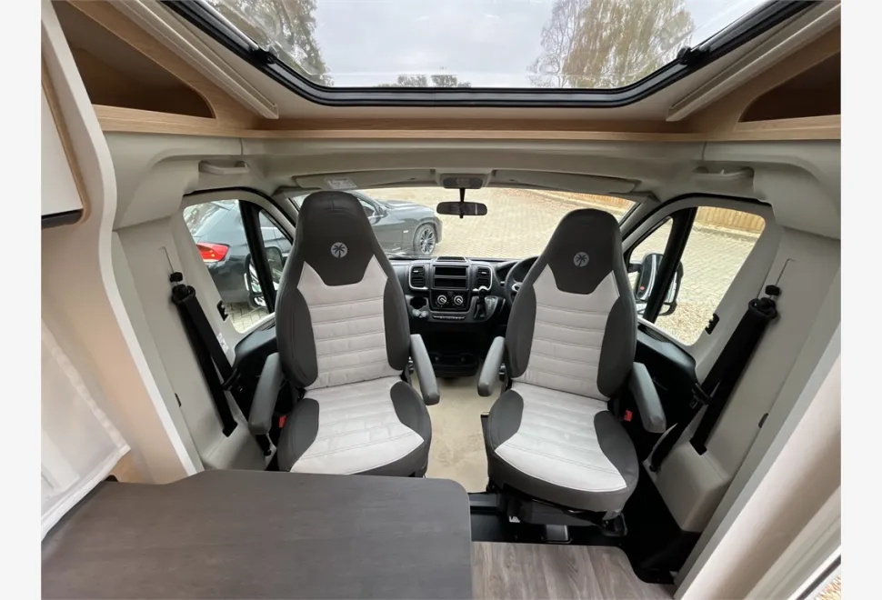 Sunlight  V69 Adventure Edition 