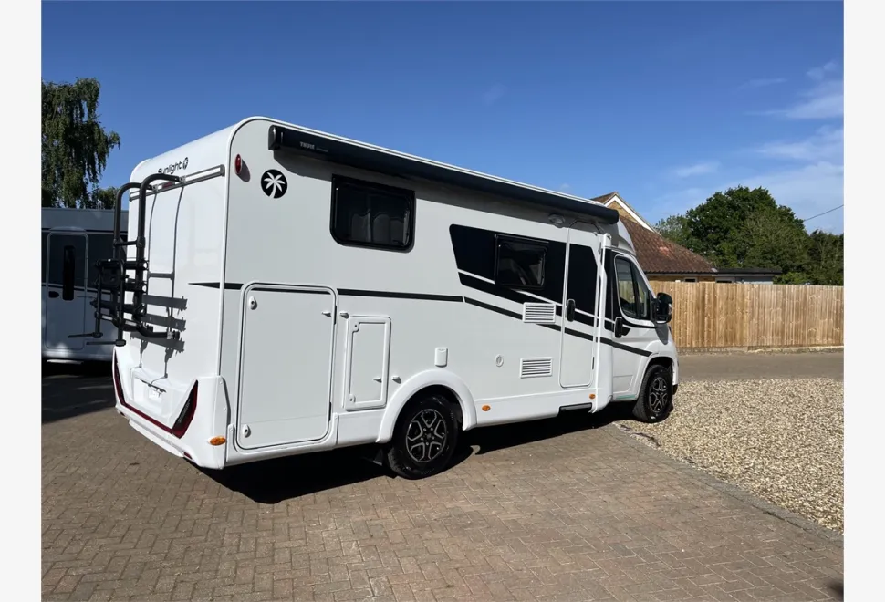 Sunlight  V66 Adventure Edition 