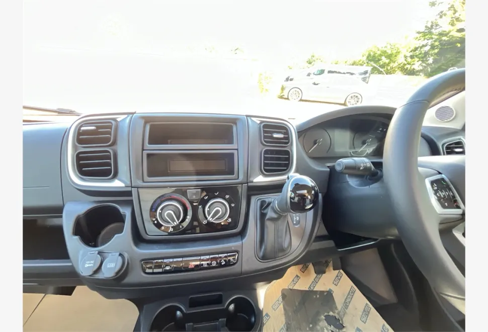 Sunlight  V66 Adventure Edition 