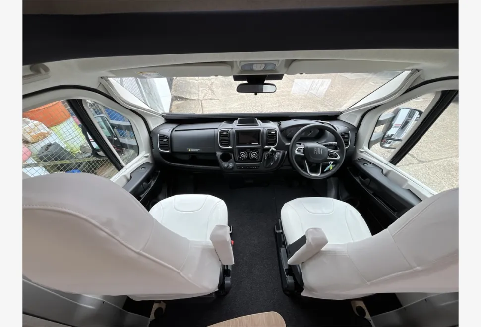 Pilote  P720FGJ Selection 