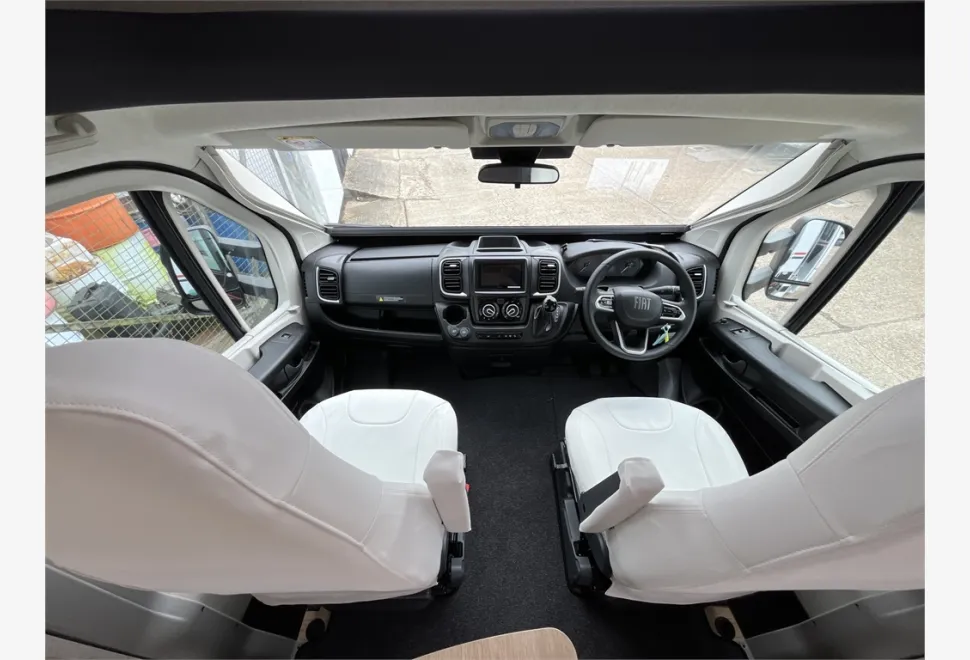 Pilote  P720FGJ Selection 