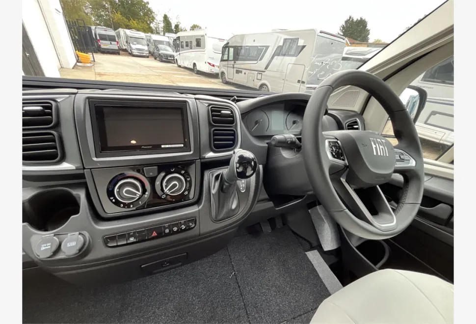 Pilote  P720FGJ Selection 