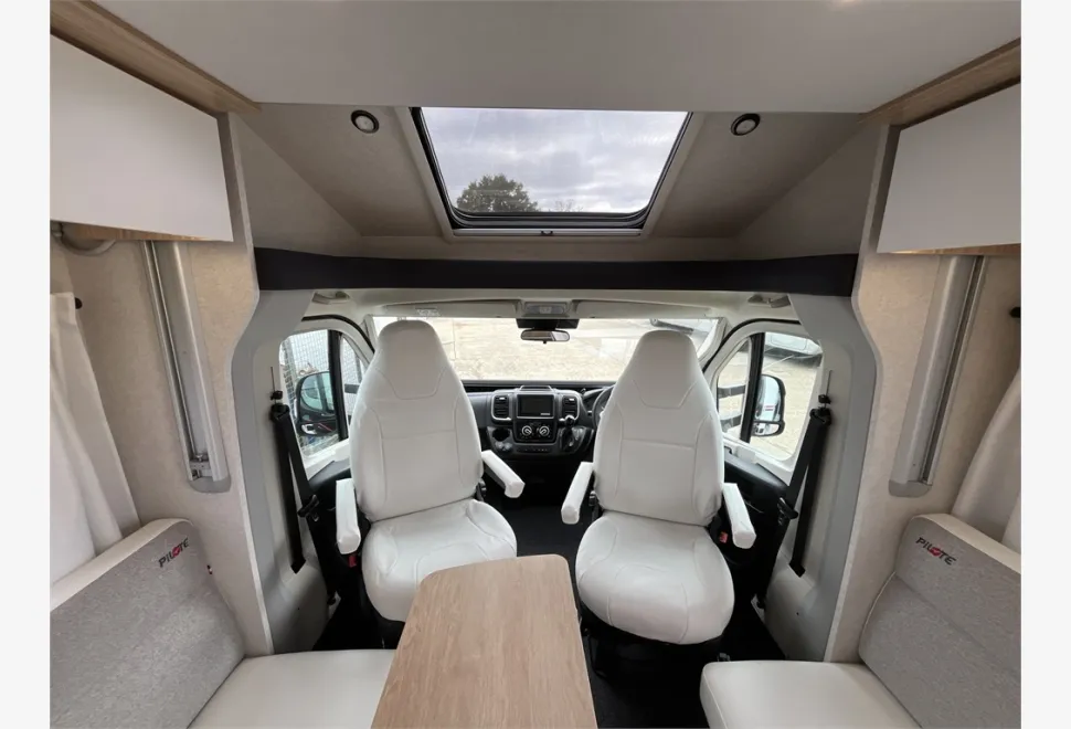 Pilote  P720FGJ Selection 