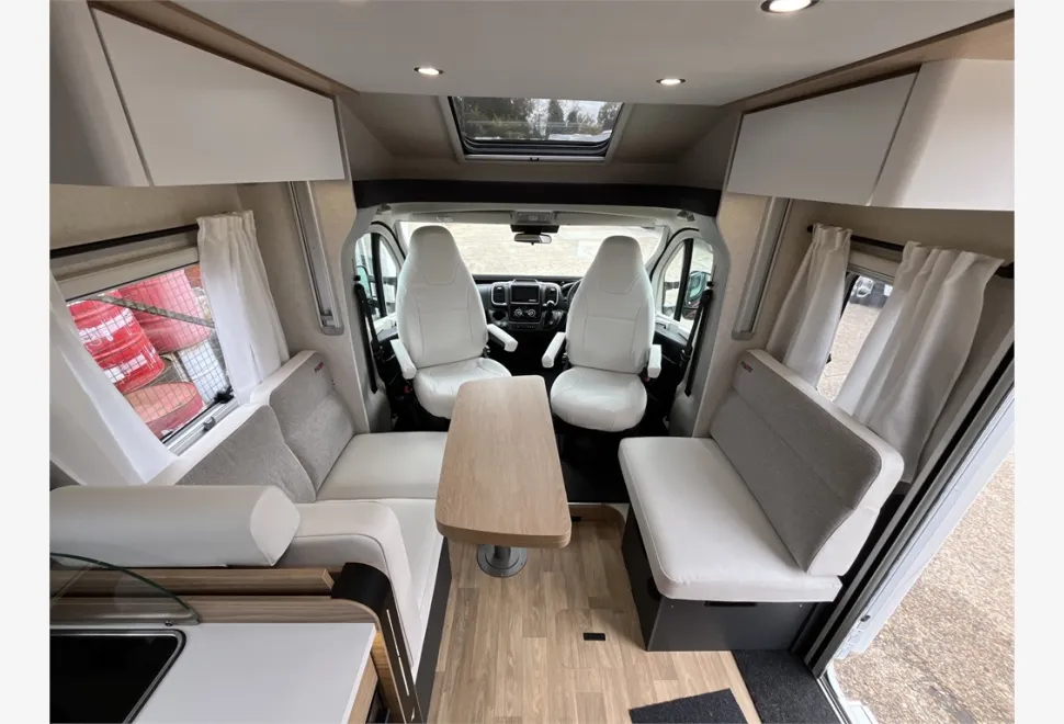 Pilote  P720FGJ Selection 