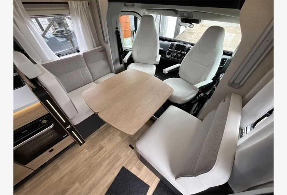 Pilote  P720FGJ Selection 