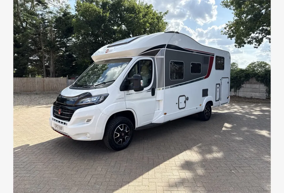 Burstner  IXEO IT 726G 2017