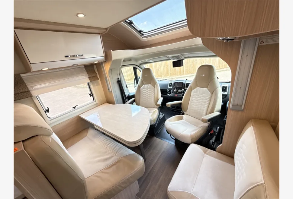 Burstner  IXEO IT 726G 2017