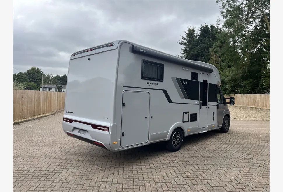 Adria  MATRIX SUPREME 670 SL 60Y 