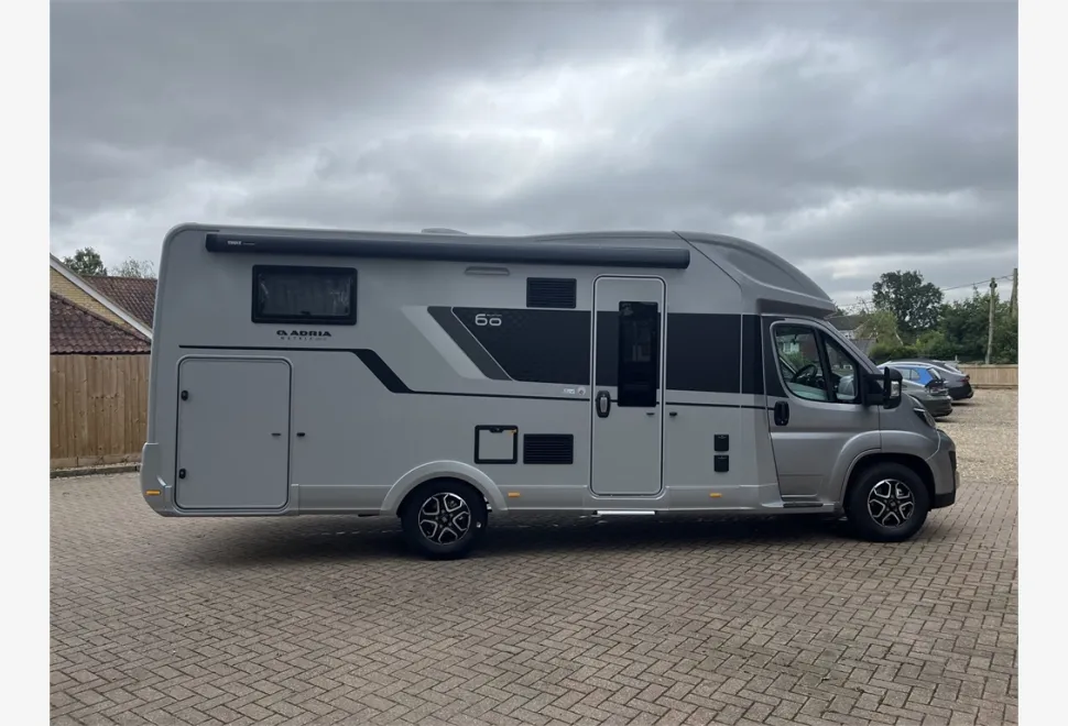 Adria  MATRIX SUPREME 670 SL 60Y 