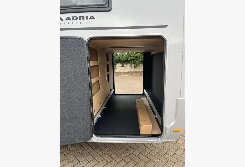 Adria  MATRIX SUPREME 670 SL 60Y 