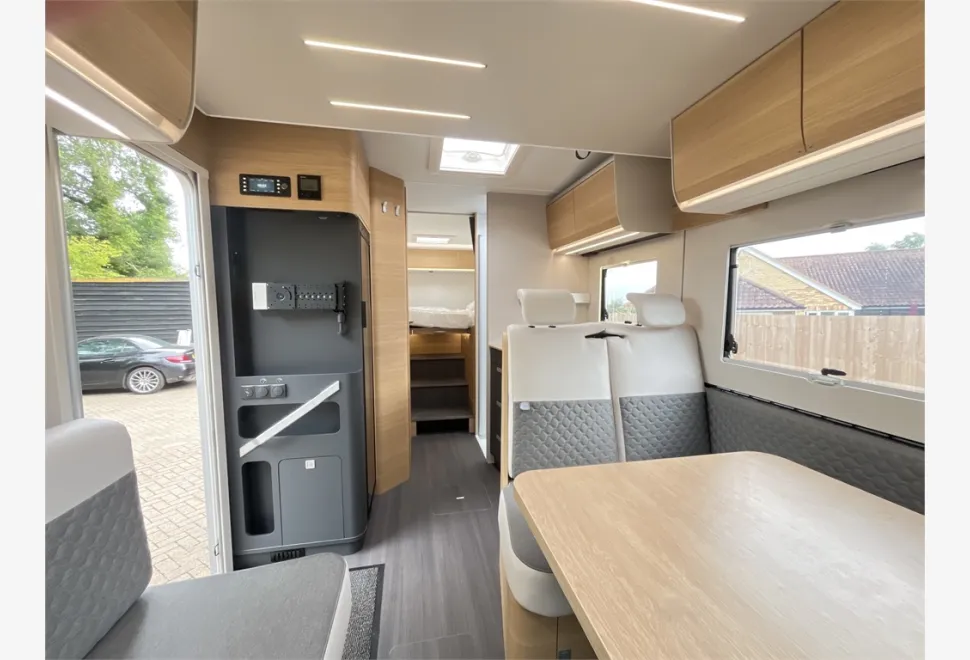 Adria  MATRIX SUPREME 670 SL 60Y 