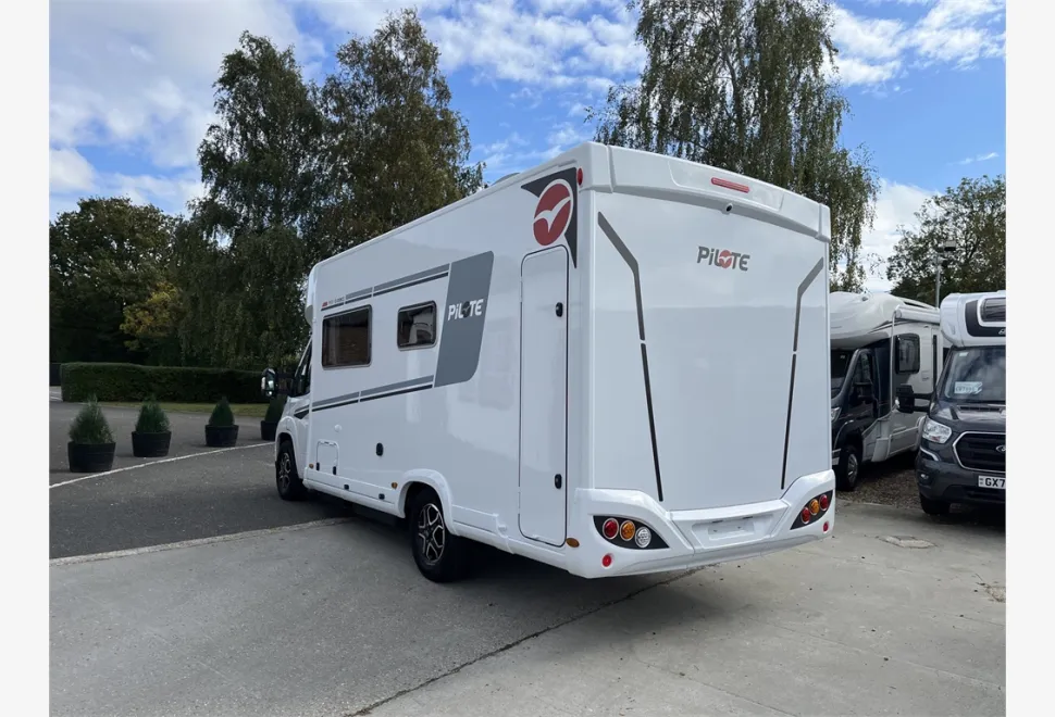 Pilote  P690D Evidence 
