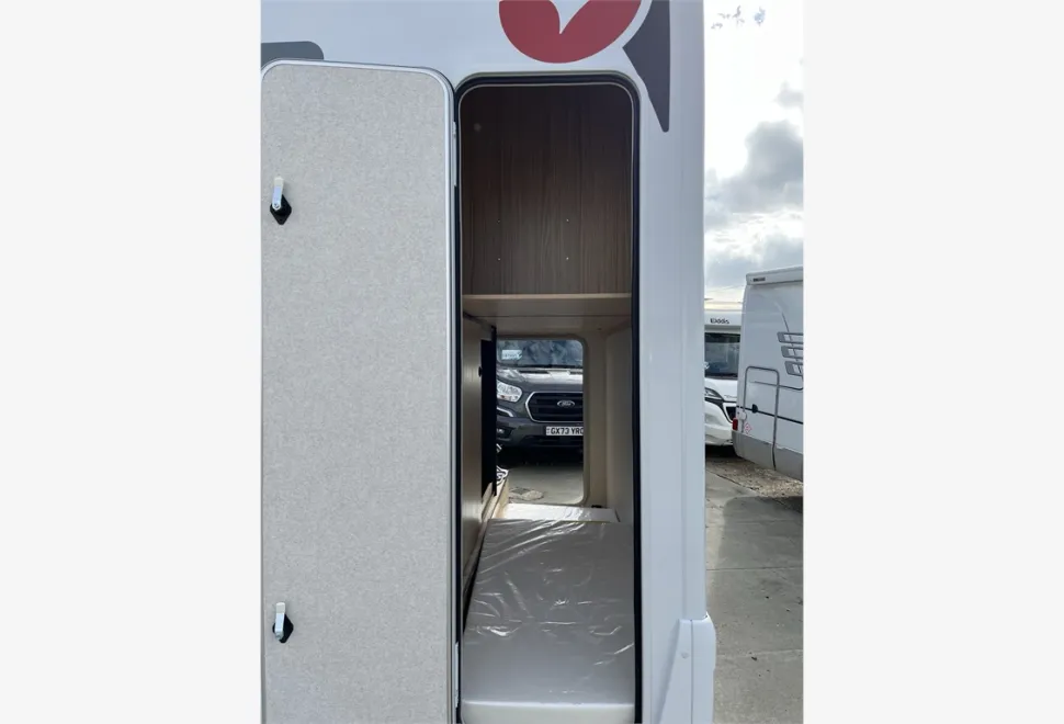 Pilote  P690D Evidence 