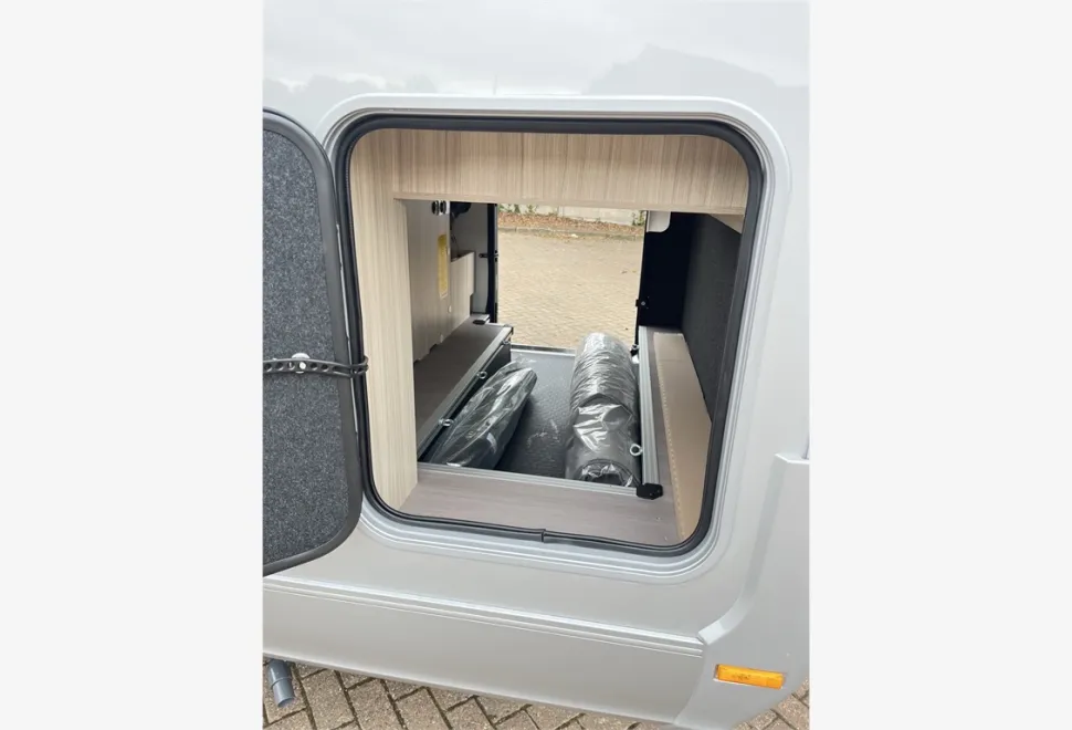 Adria  COMPACT SUPREME SC 