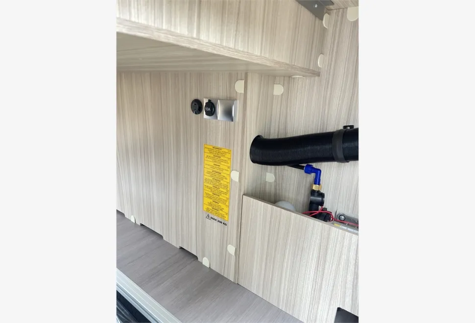 Adria  COMPACT SUPREME SC 