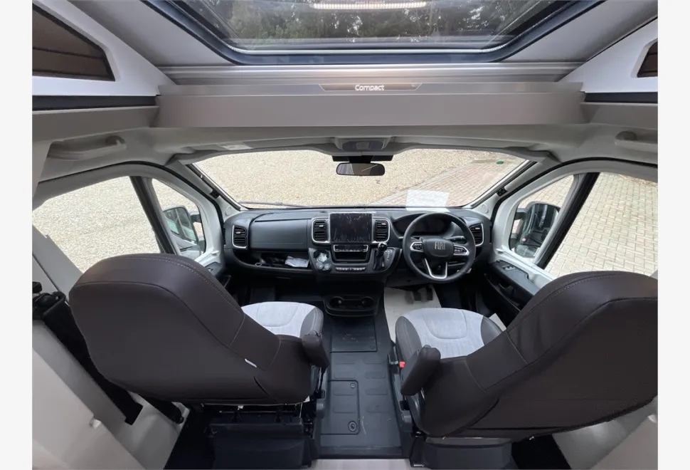 Adria  COMPACT SUPREME SC 