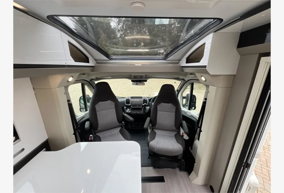 Adria  COMPACT SUPREME SC 