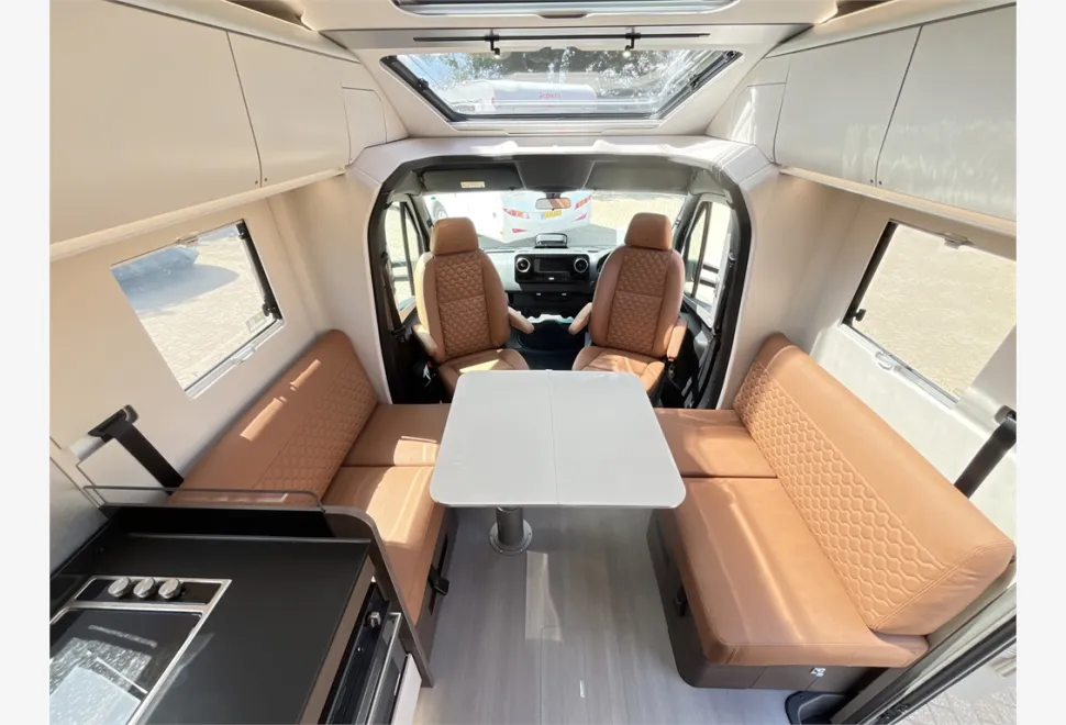 Adria  CORAL SUPREME MB 670 DL 