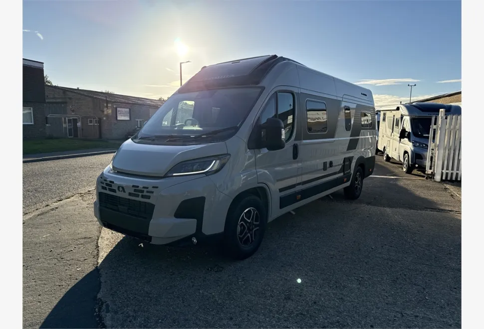 Adria  TWIN SUPREME 640 SLB 