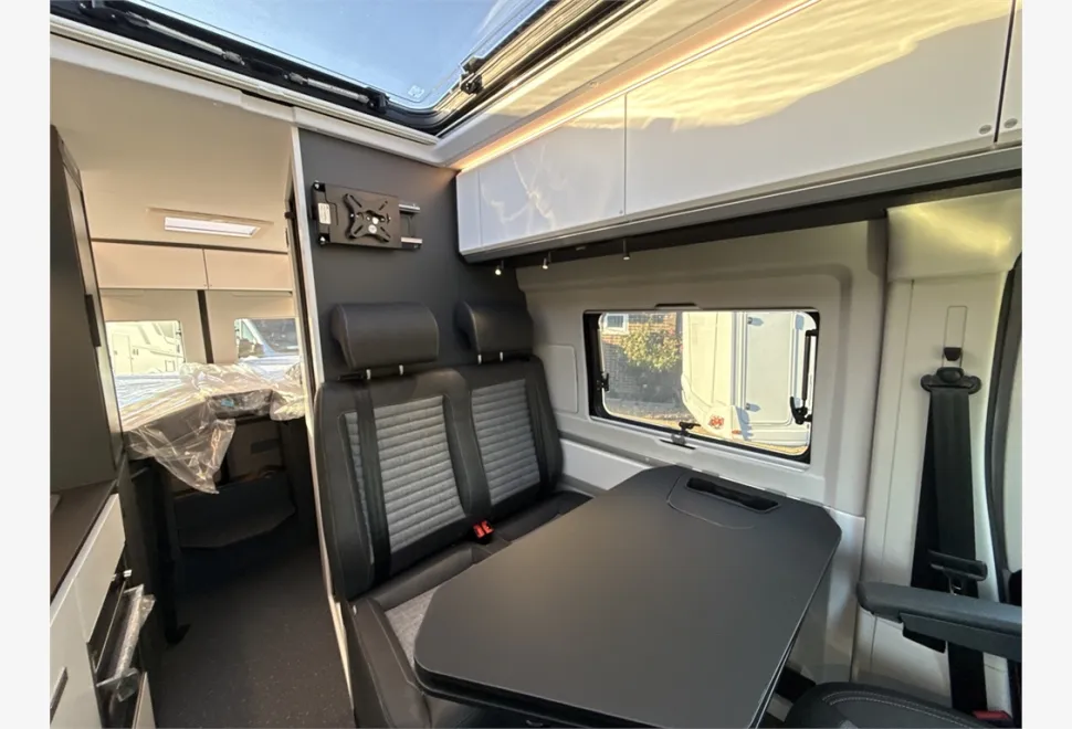Adria  TWIN SUPREME 640 SLB 