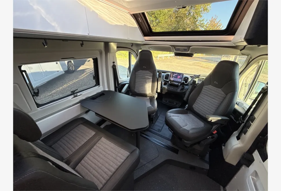 Adria  TWIN SUPREME 640 SLB 