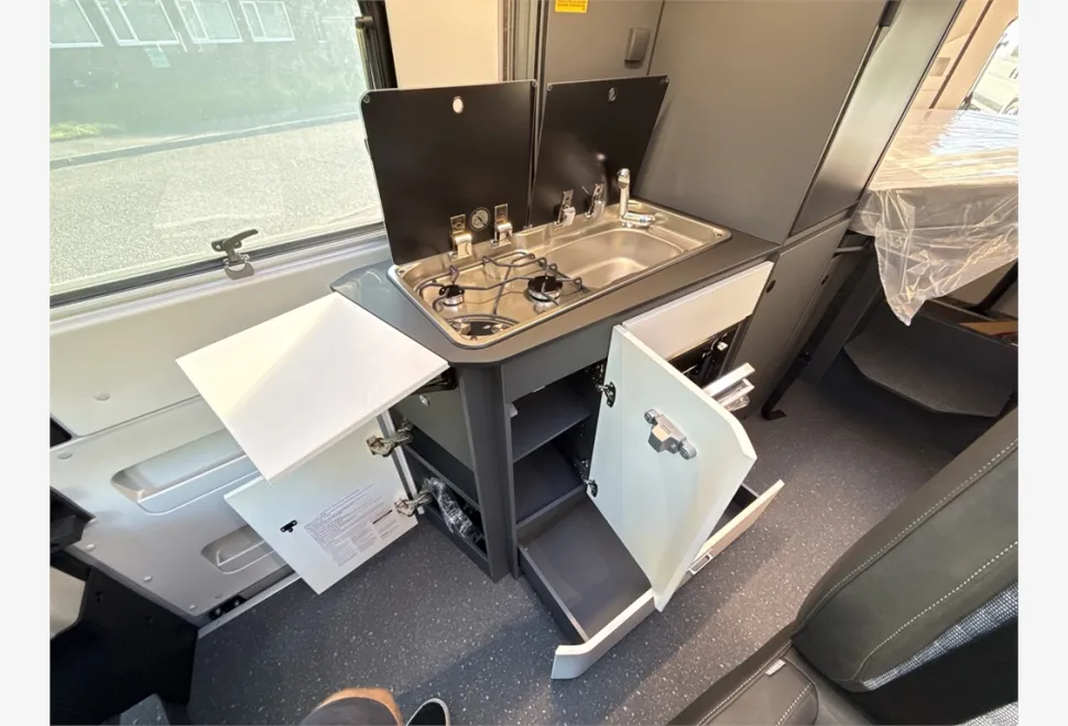 Adria  TWIN SUPREME 640 SLB 