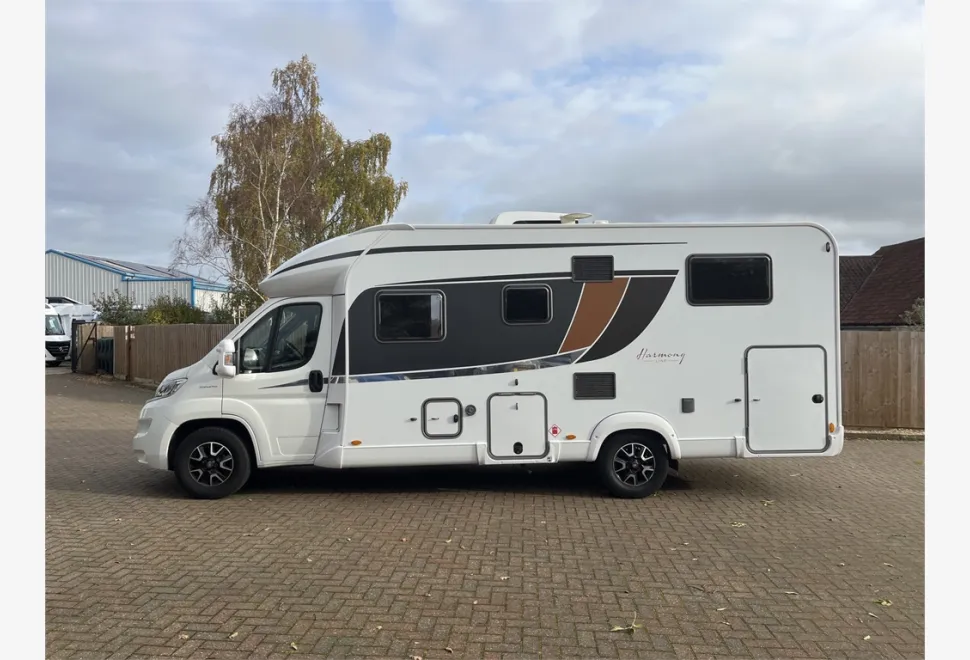 Burstner  Lyseo harmony line 727G 2019