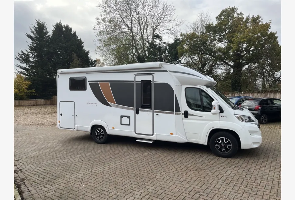 Burstner  Lyseo harmony line 727G 2019