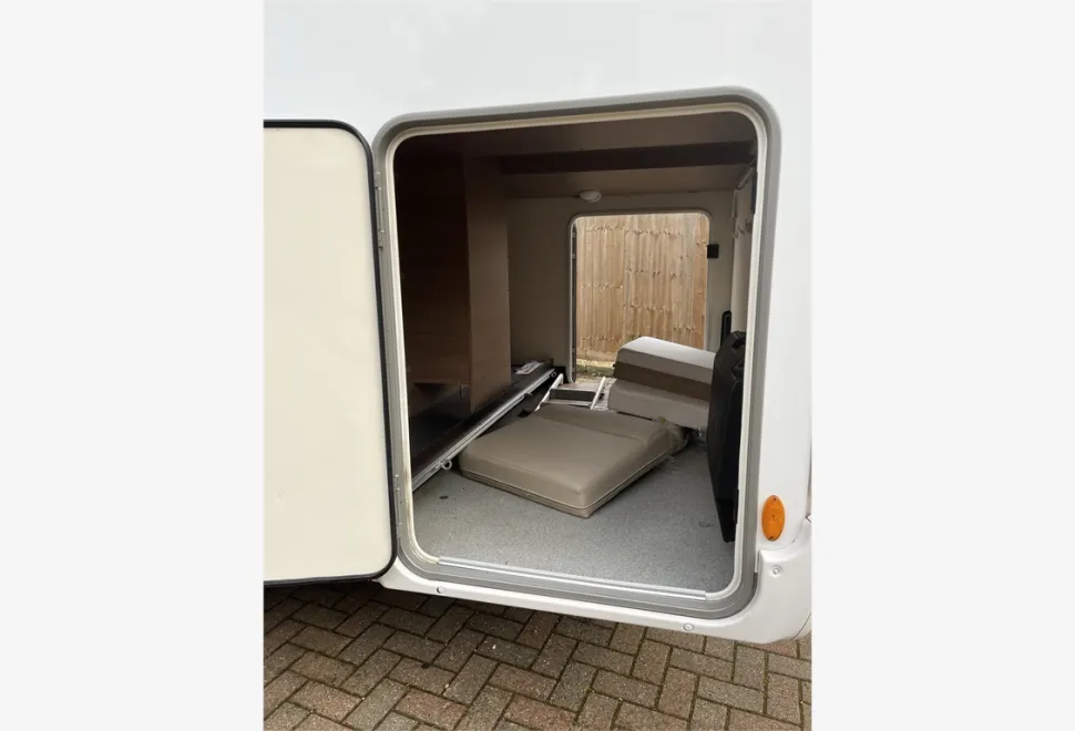 Burstner  Lyseo harmony line 727G 2019
