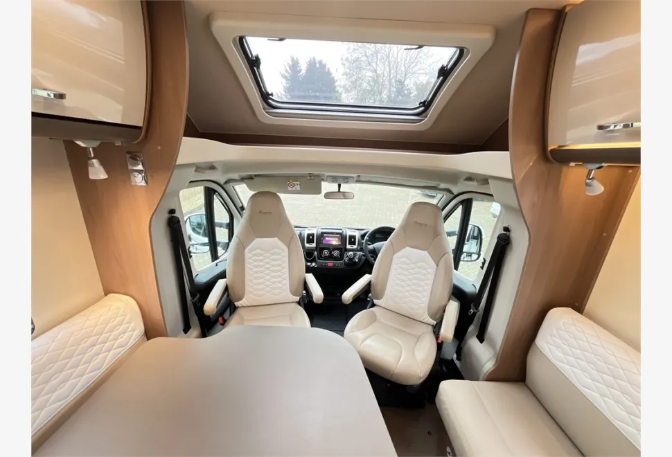 Burstner  Lyseo harmony line 727G 2019