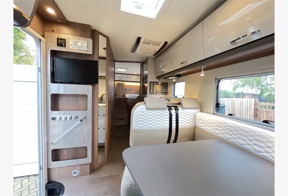 Burstner  Lyseo harmony line 727G 2019