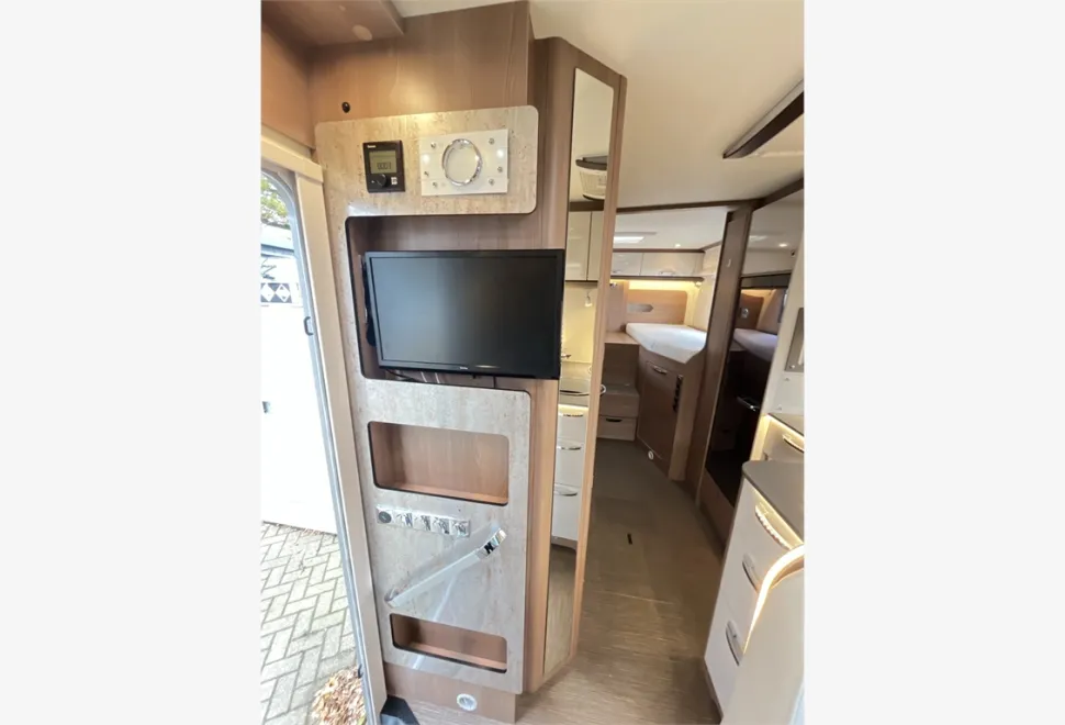 Burstner  Lyseo harmony line 727G 2019