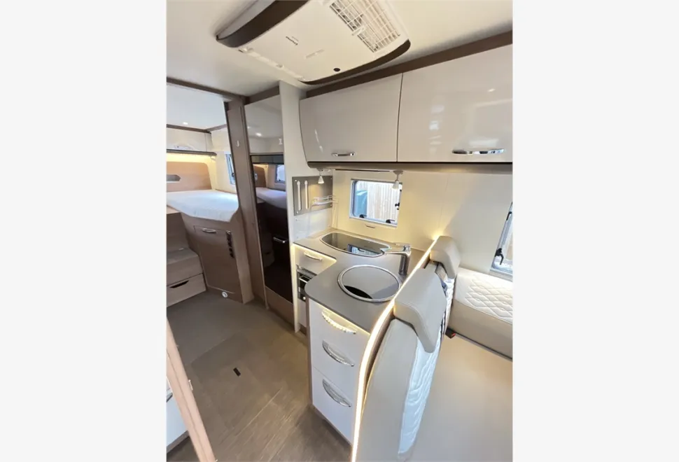 Burstner  Lyseo harmony line 727G 2019