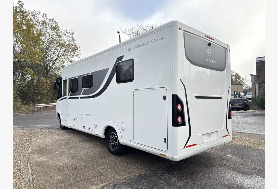 Le Voyageur  ETERNA LV 7.5 CF 